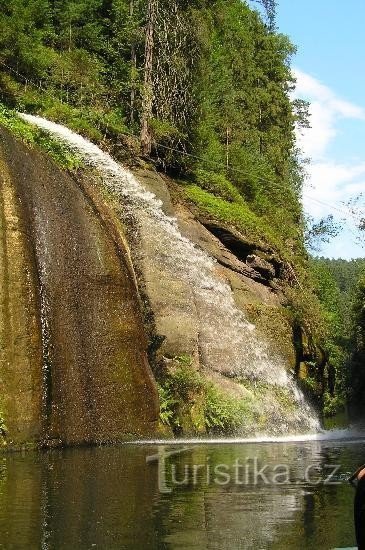 Silent Gorge: an artificial waterfall