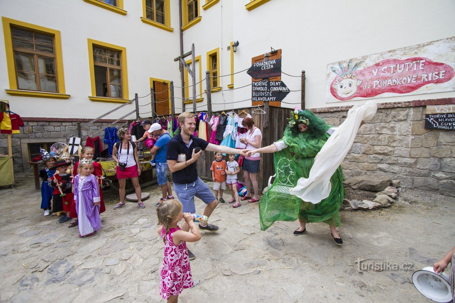 Sfat pentru o excursie în familie: parcul de distracții Fábula