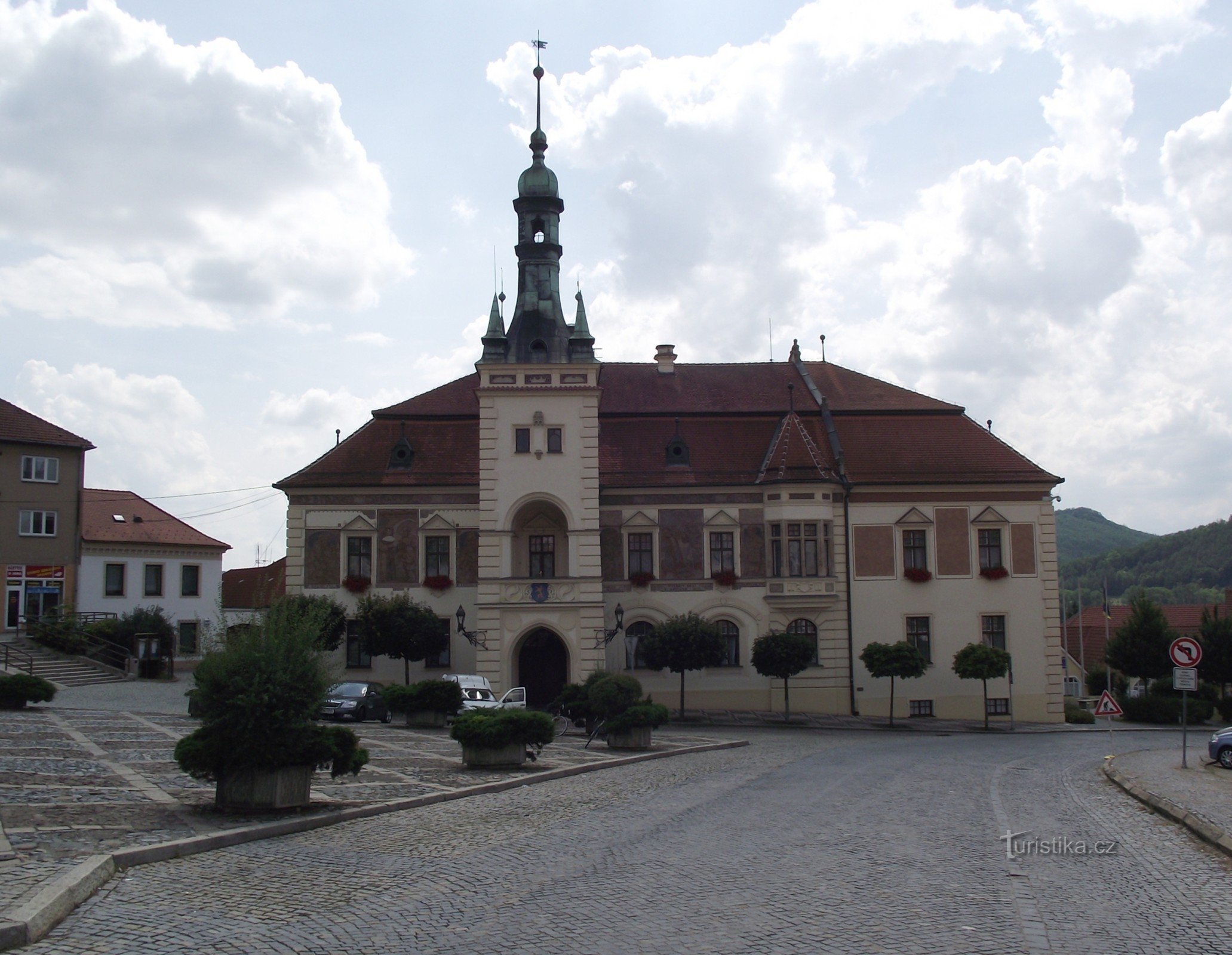 Tišnov - Hôtel de ville néo-Renaissance