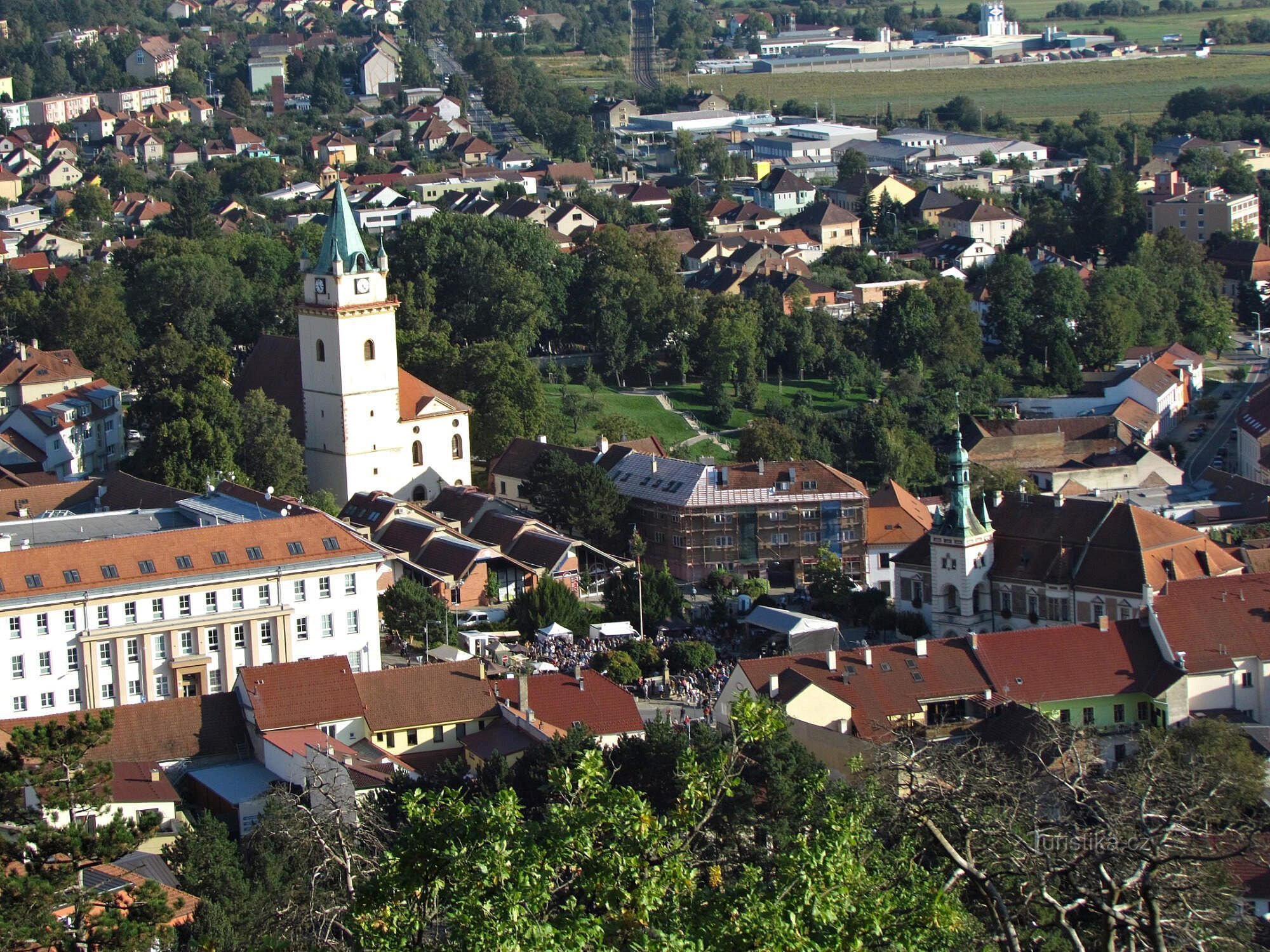 Tišnovské námestie Mieru