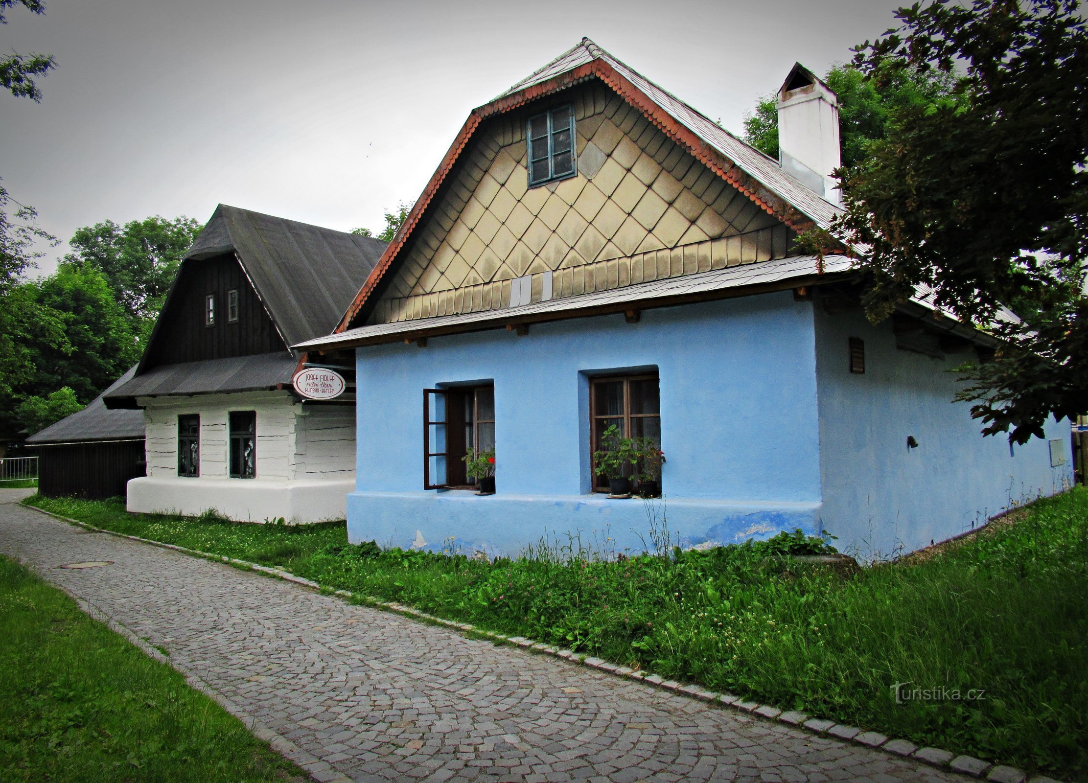 Weaving factory at Bethlehem in Hlinsk