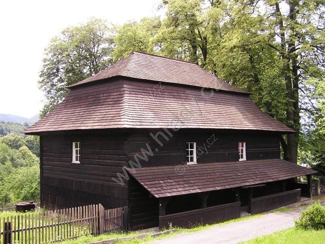 toleranční dřevěný kostel