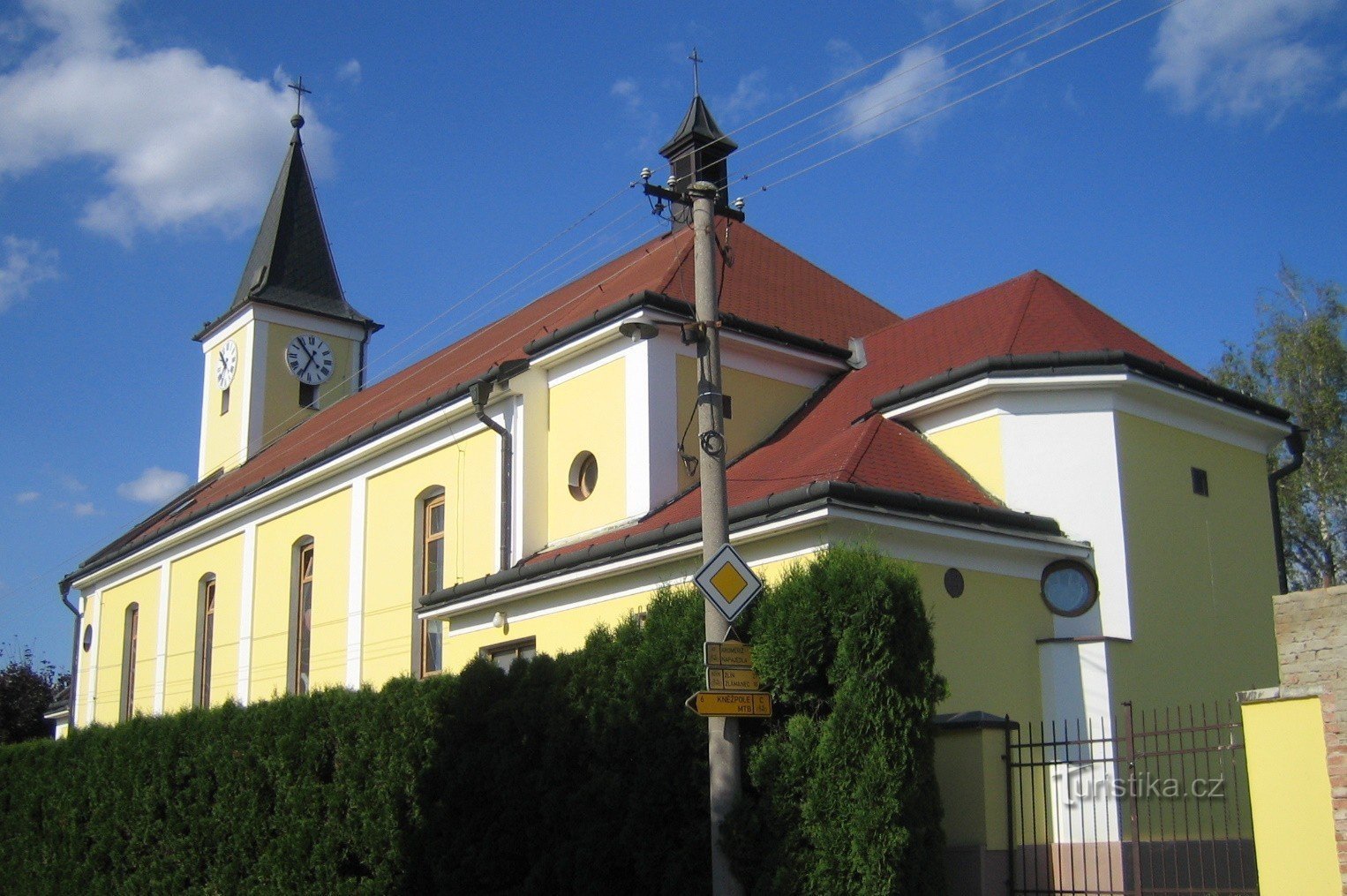 Topolná - kostel zasvěcený Neposkvrněnému početí Blahoslavené Panny Marie