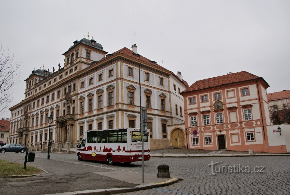 Toskánský palác