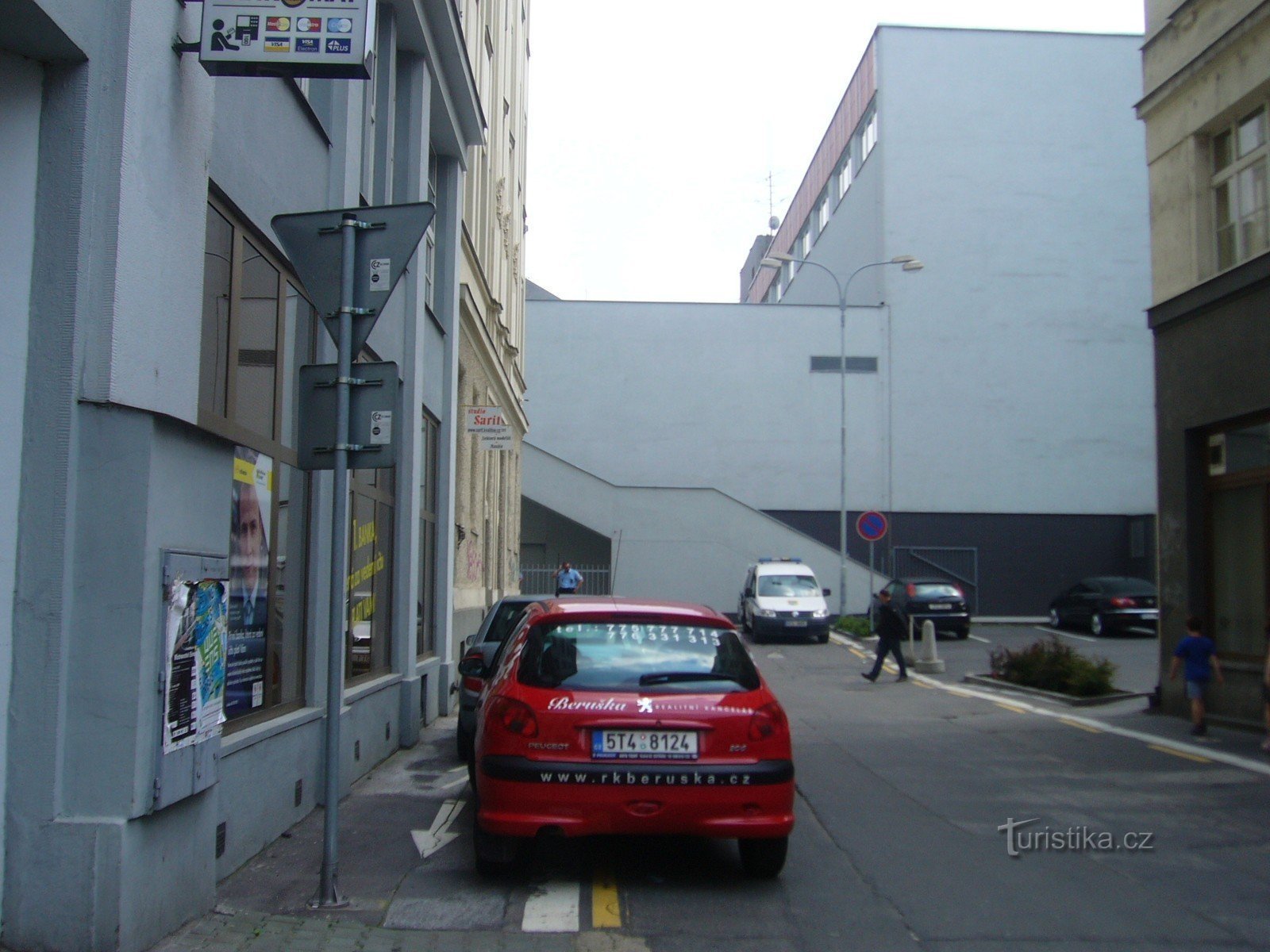 C'est toute la partie nord de Zeyer Street. La chose étrange à l'arrière est le fond de l'OD.