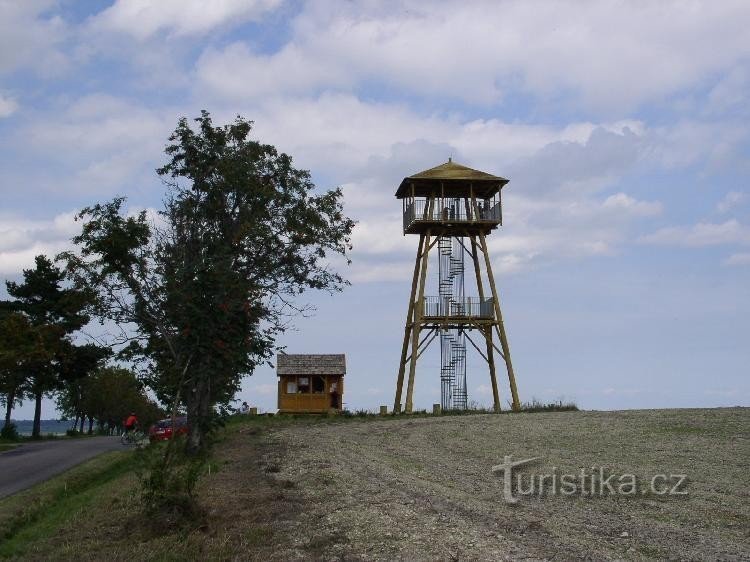 Toulovcova rozhledna: Toulovcova rozhledna na Jarošovském kopci