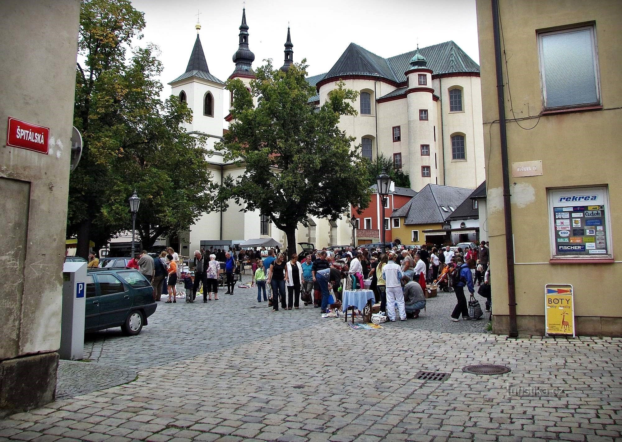 Toulovac-Platz in der Stadt Litomyšl