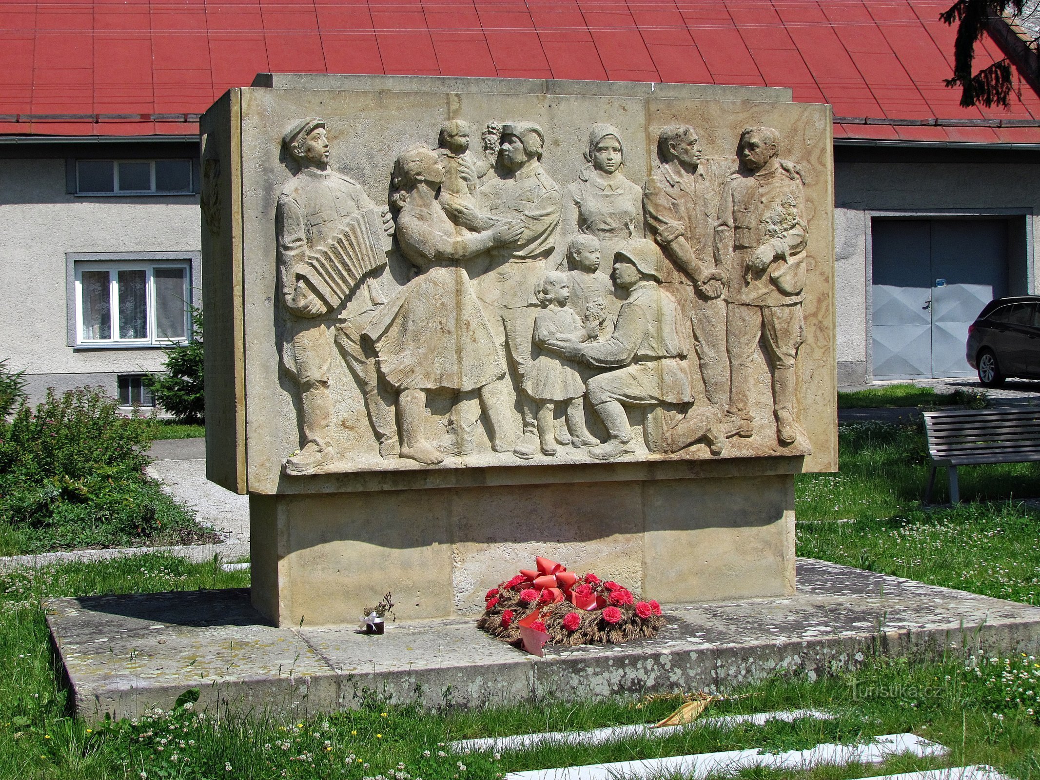 Mémorial de Tovačov aux morts