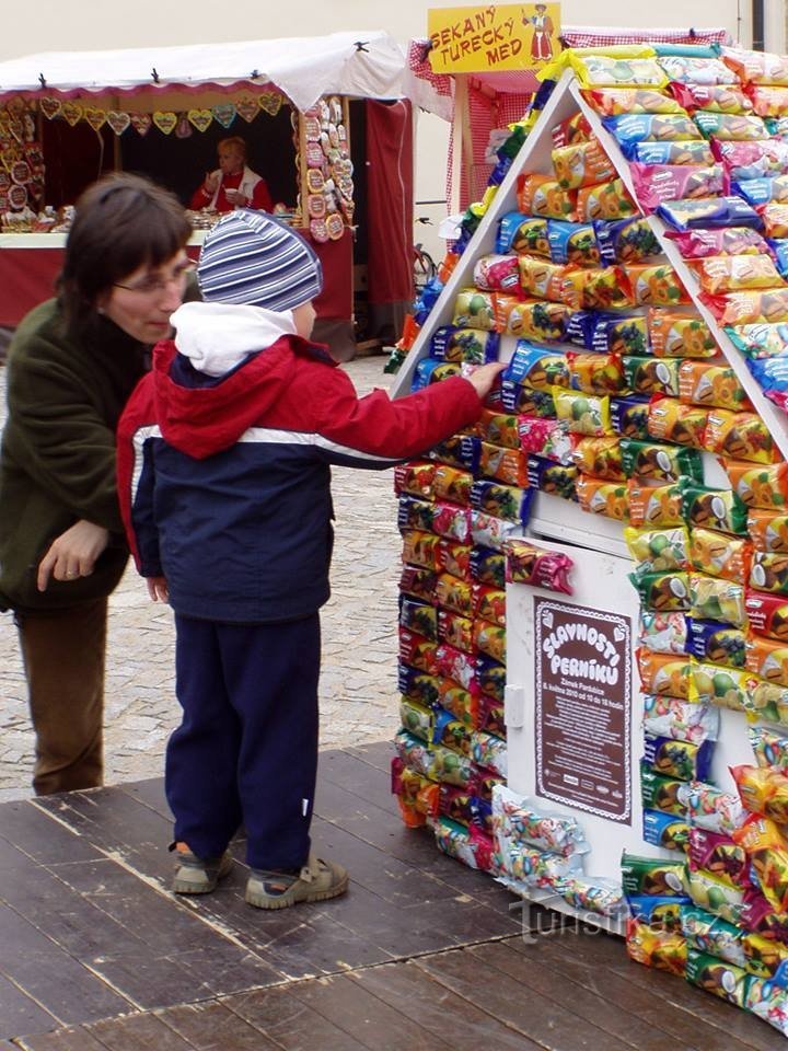 Traditionell pepparkaksfestival på Pardubice slott