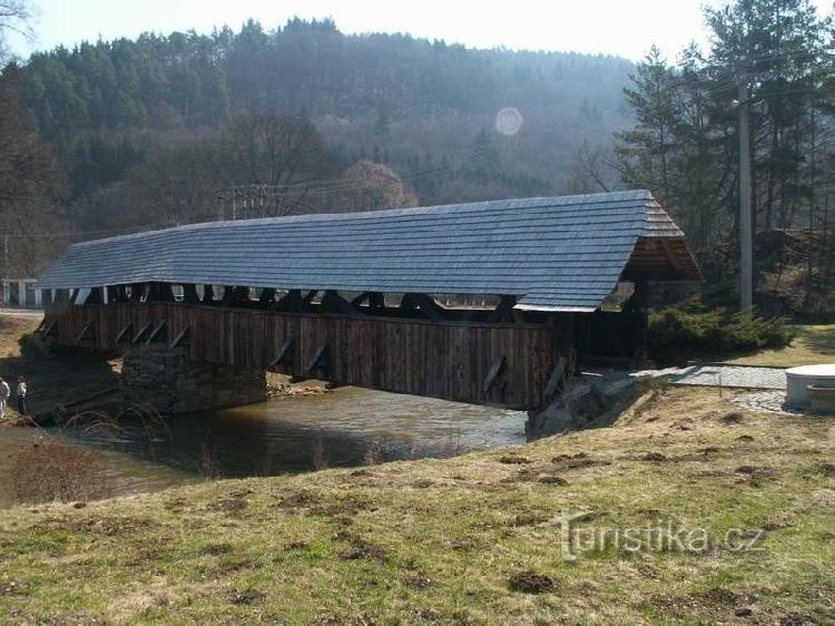 Ponte de vigas Černvír