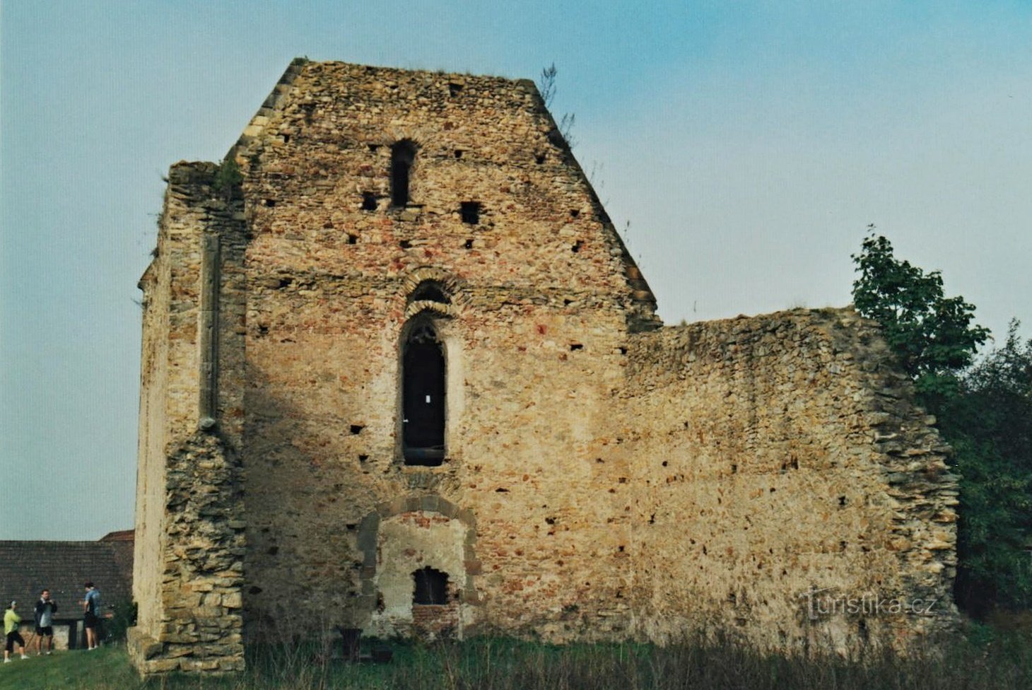 Třebařov - Neitsyt Marian Koruna-luostarin rauniot