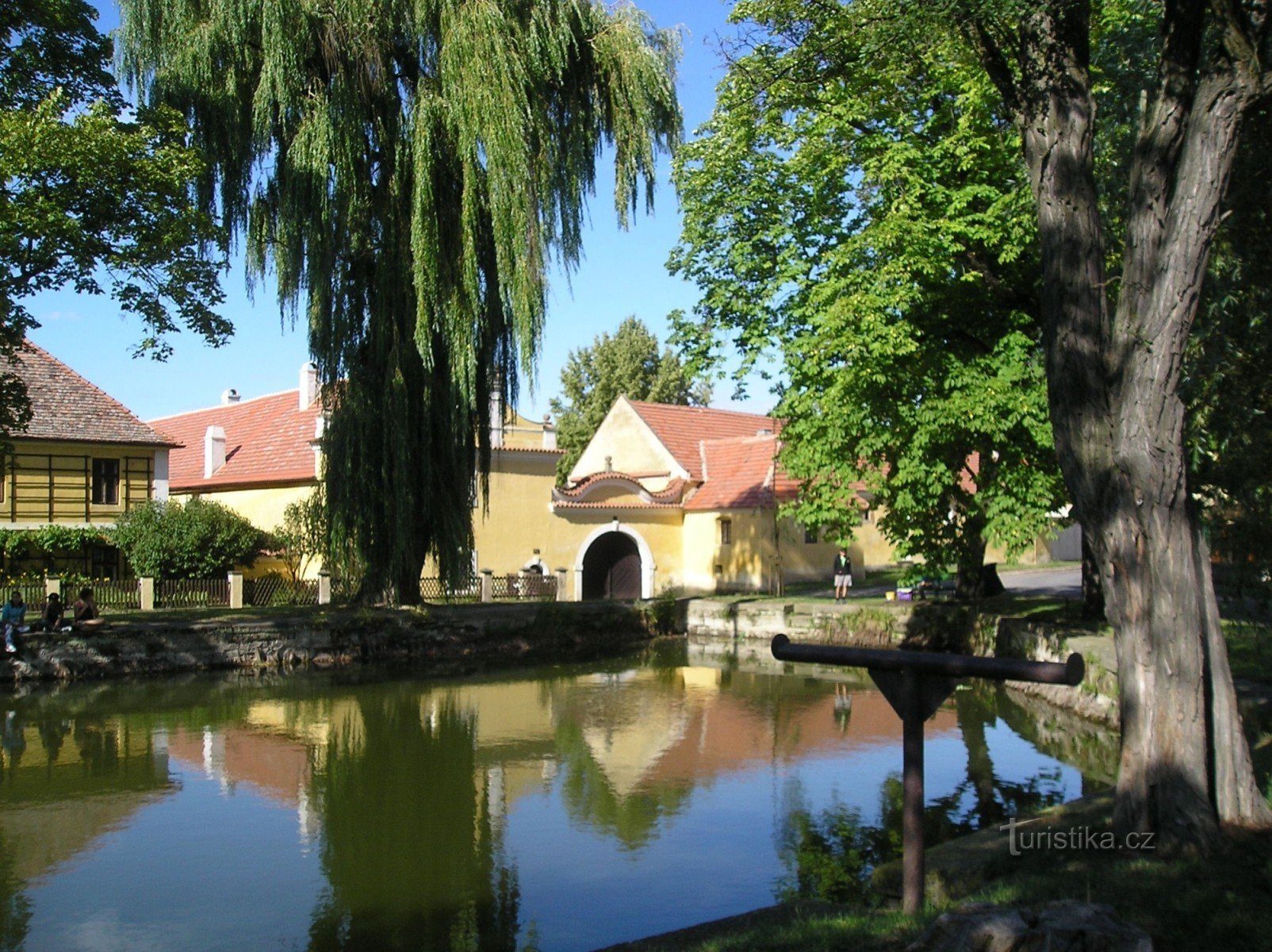 Třebíz - polprikolica