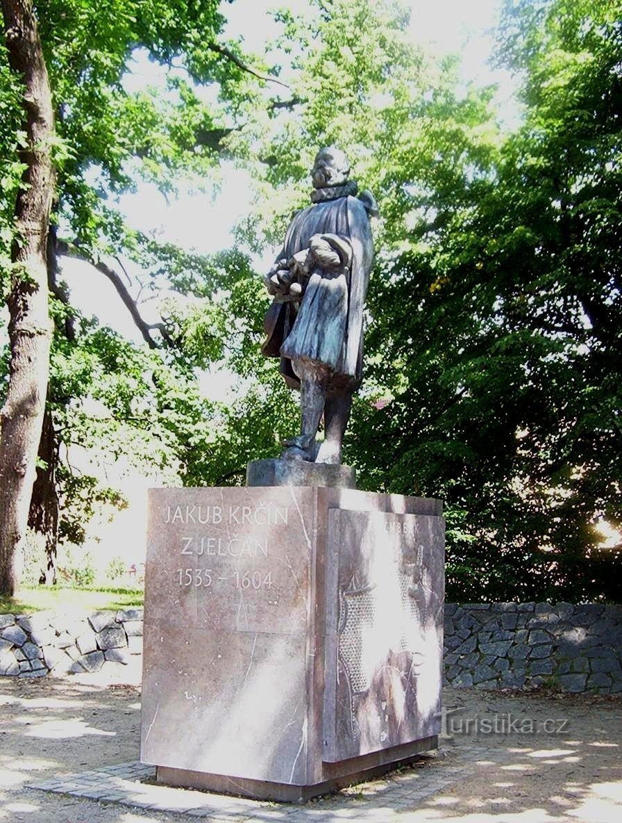 Třeboň-monument över Jakub Krčín från Jelčany-Foto: Ulrych Mir.