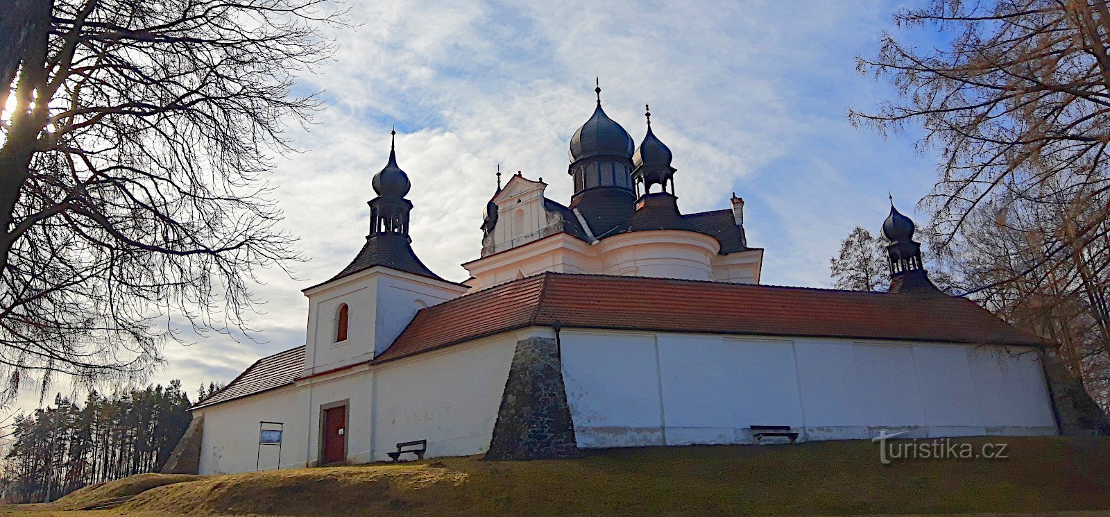 Trhové Sviny - romarska baročna cerkev Svete Trojice