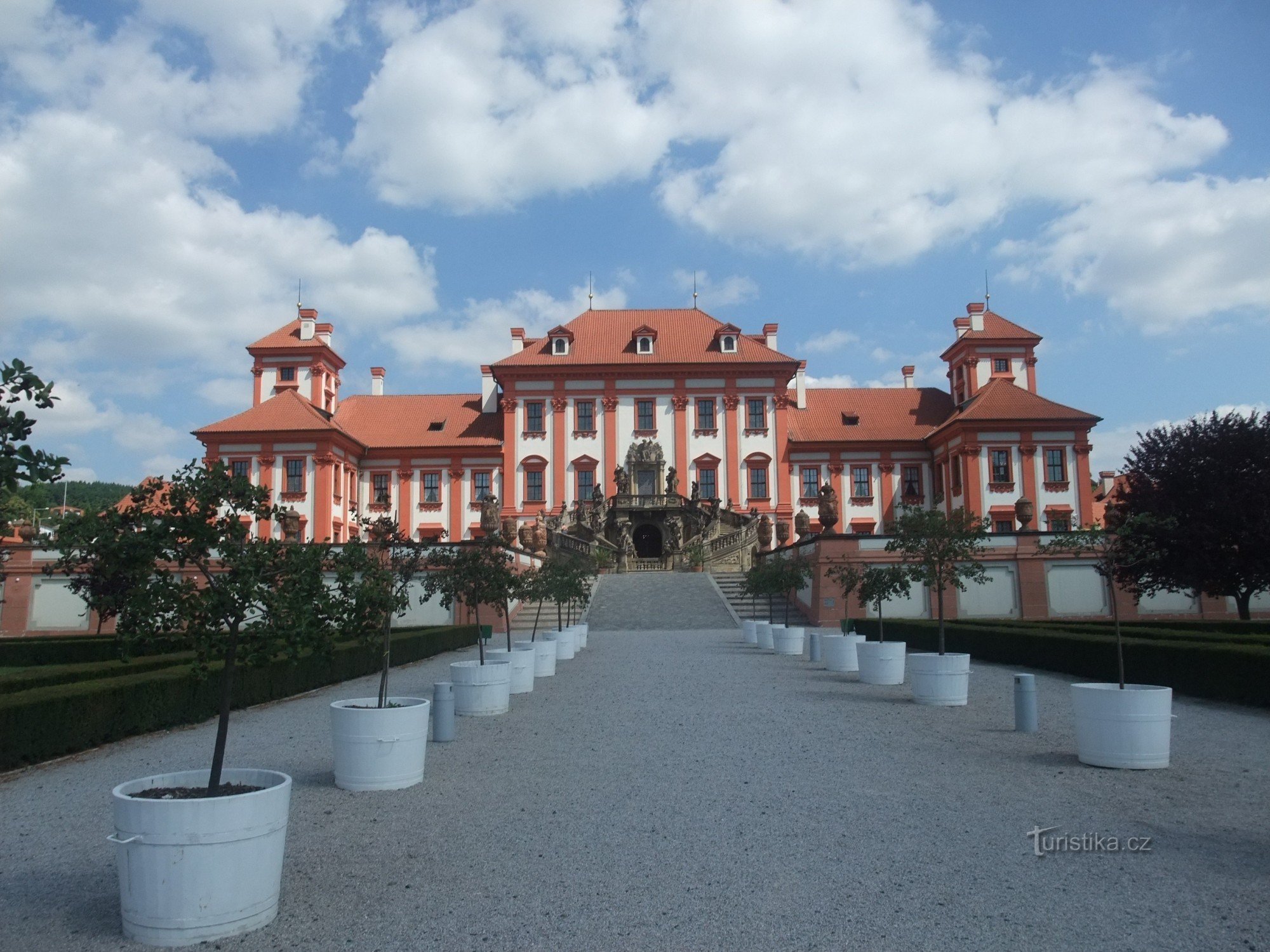 Castelul Troja - o bijuterie baroc a Praga