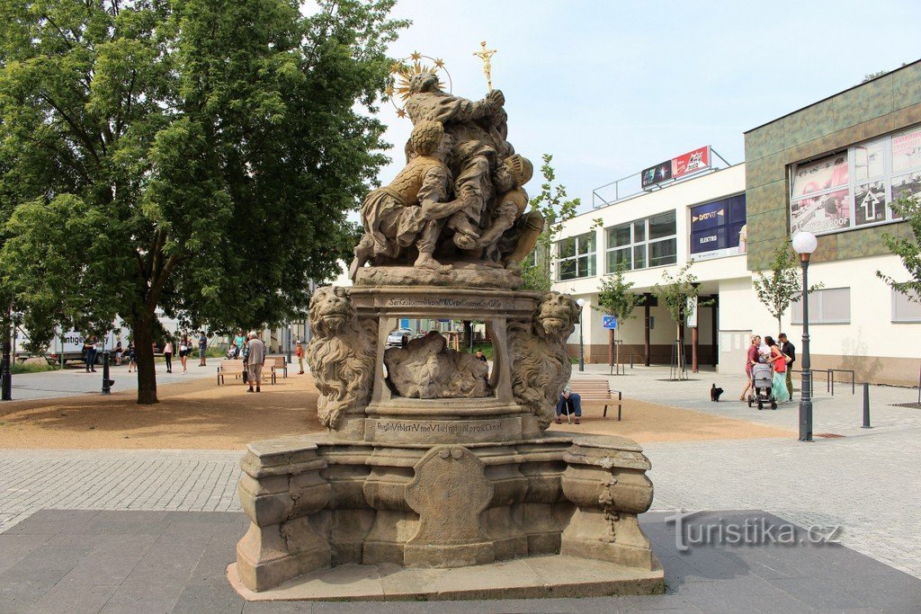 Trutnov, statue af St. Johannes af Nepomuk