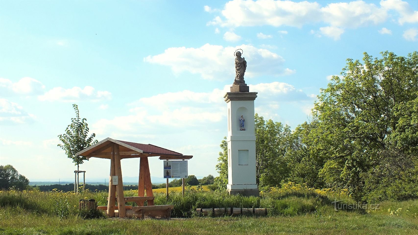 Tuchoměřice, Fecioara Maria Imaculata