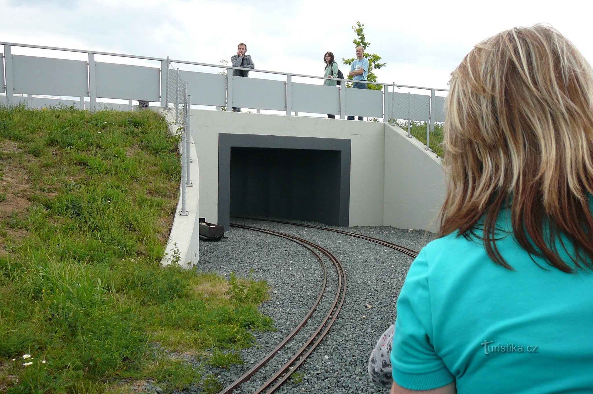 Tunnel under the skating rink