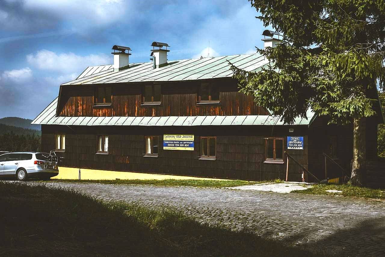 Gîte touristique LKJ Kasárna Javorníky location Makov Slovaquie