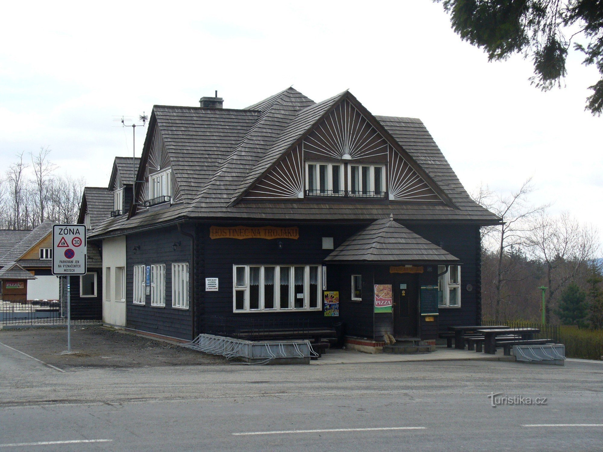 Tourist cottage Na Trojáku