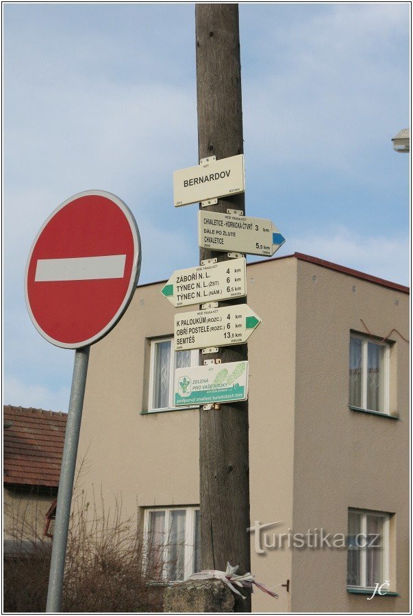 Cruce turístico Bernardov