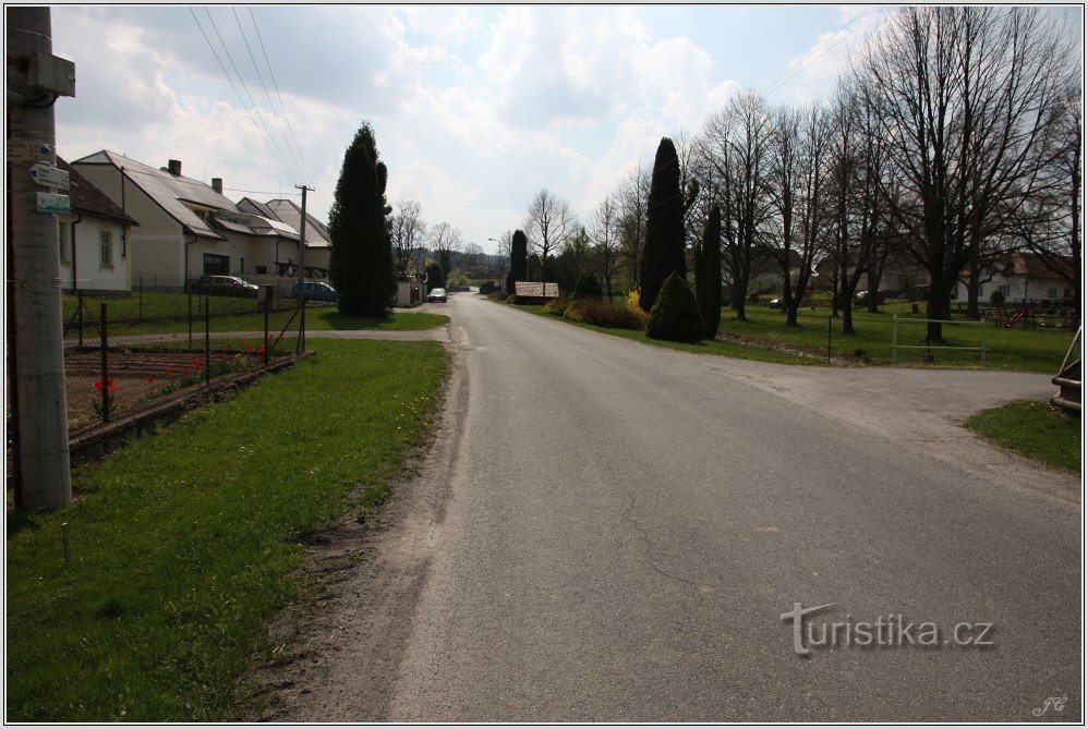 Tourist crossroads Bezděkov