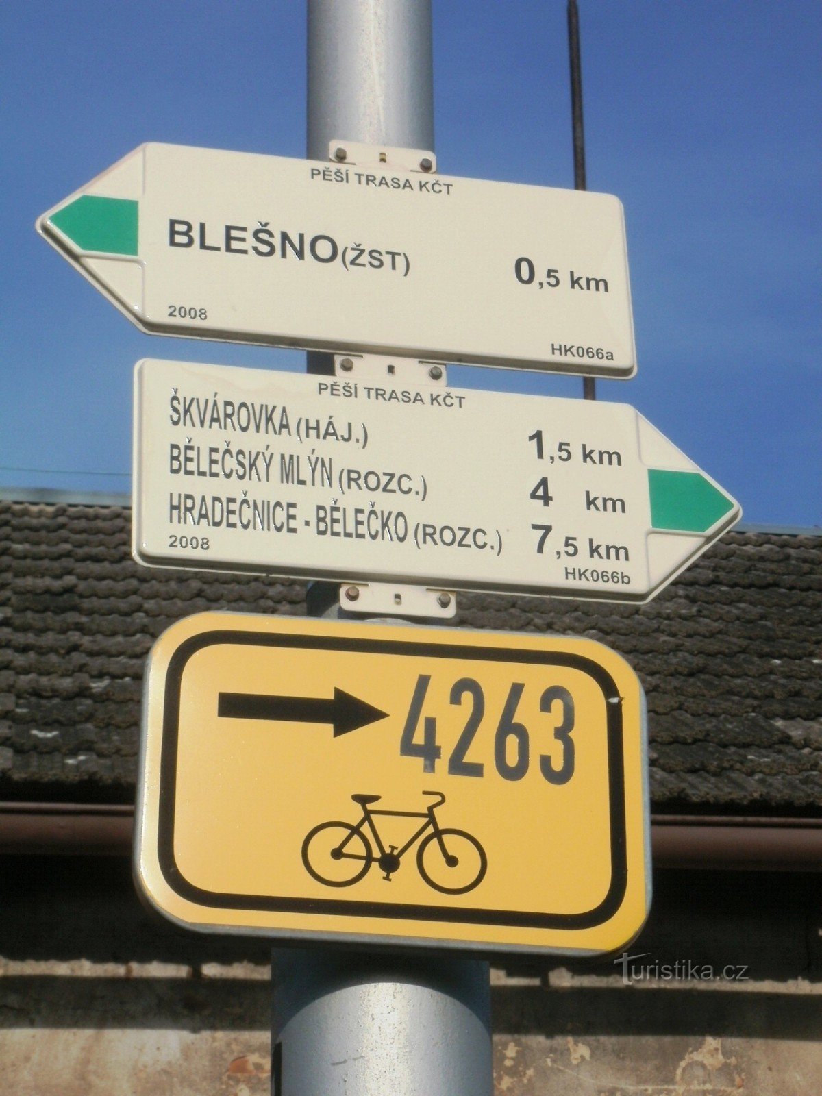 turistické rozcestí Blešno - u hřiště