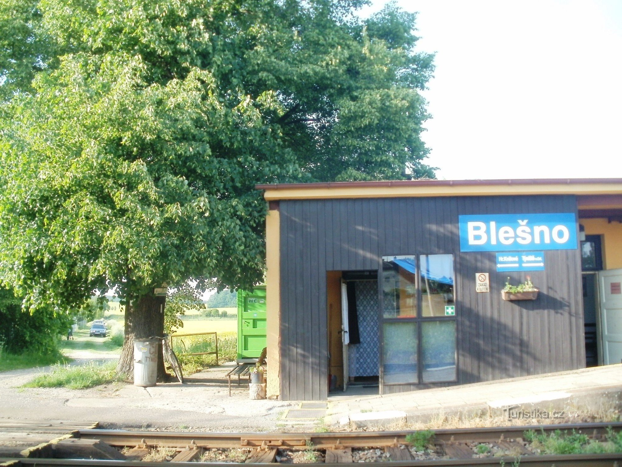 encruzilhada turística Blešno - ferrovia