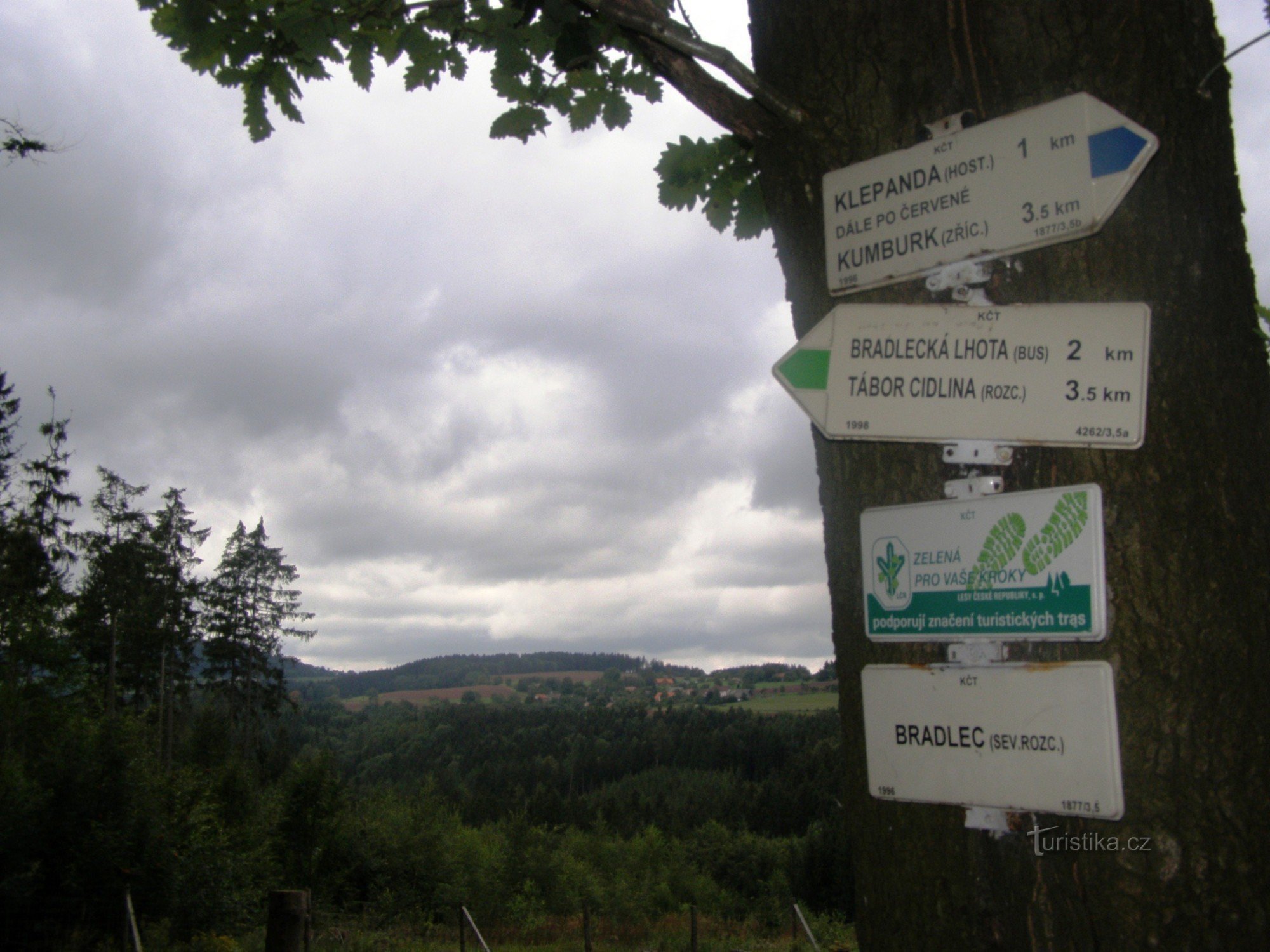 touristische Kreuzung Bradlec - nördliche Kreuzung