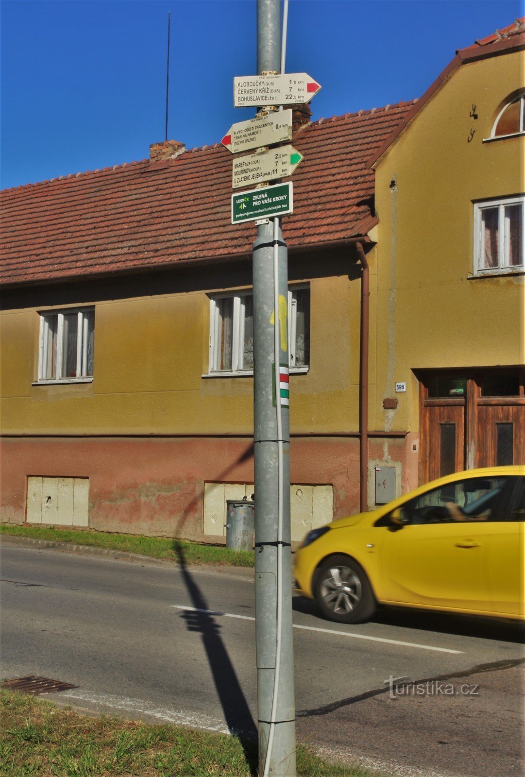 Tourist crossroads Bučovice-nádraží