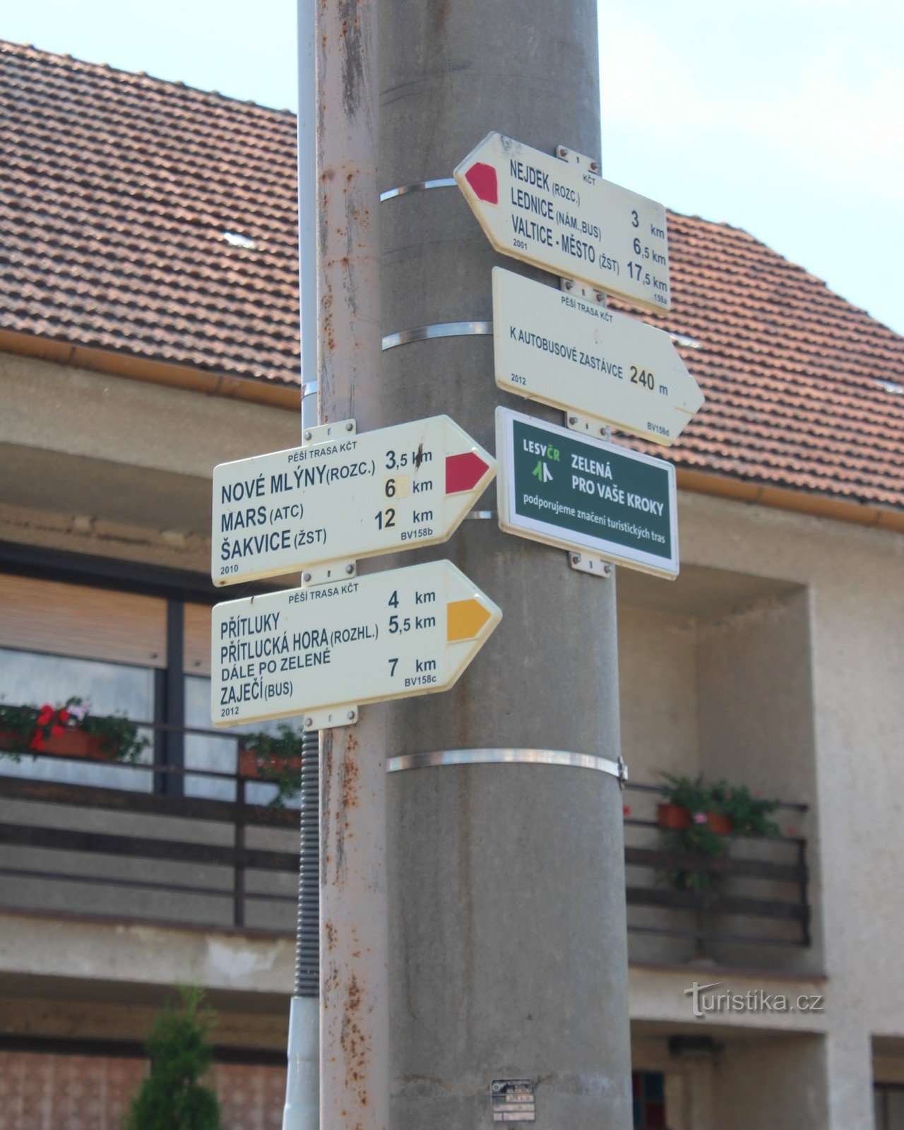 Turistické rozcestí Bulhary