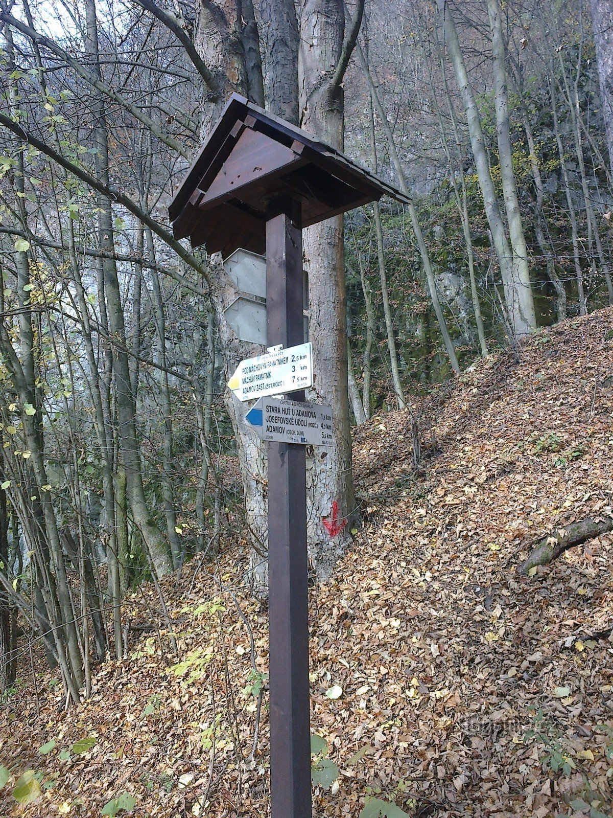 Turisztikai útkereszteződés Býčí skála