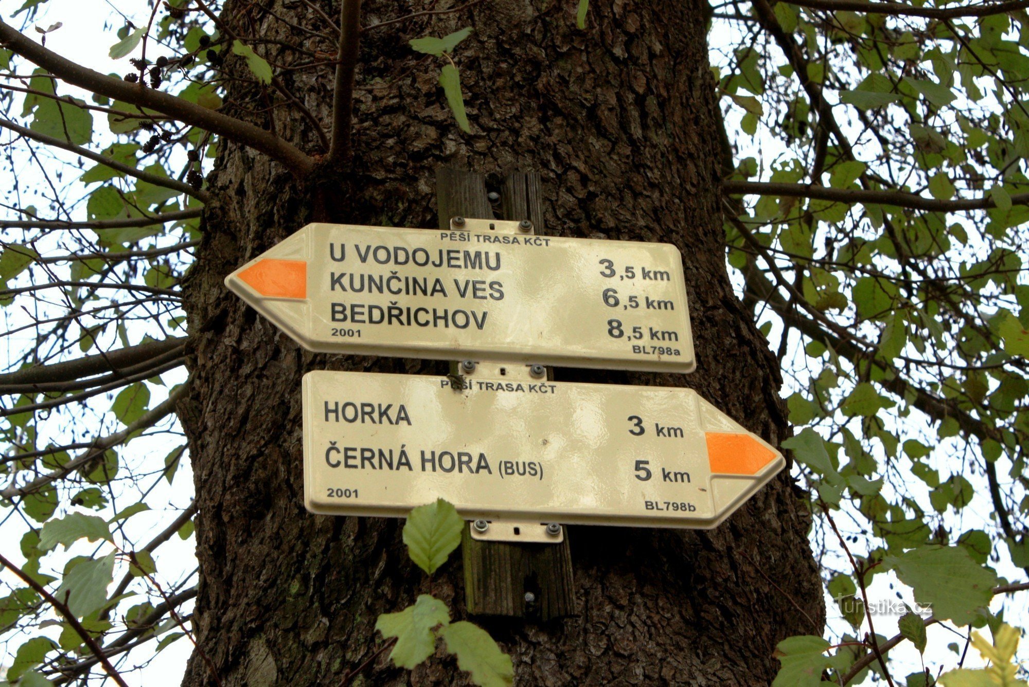 Býkovice turisztikai útkereszteződése