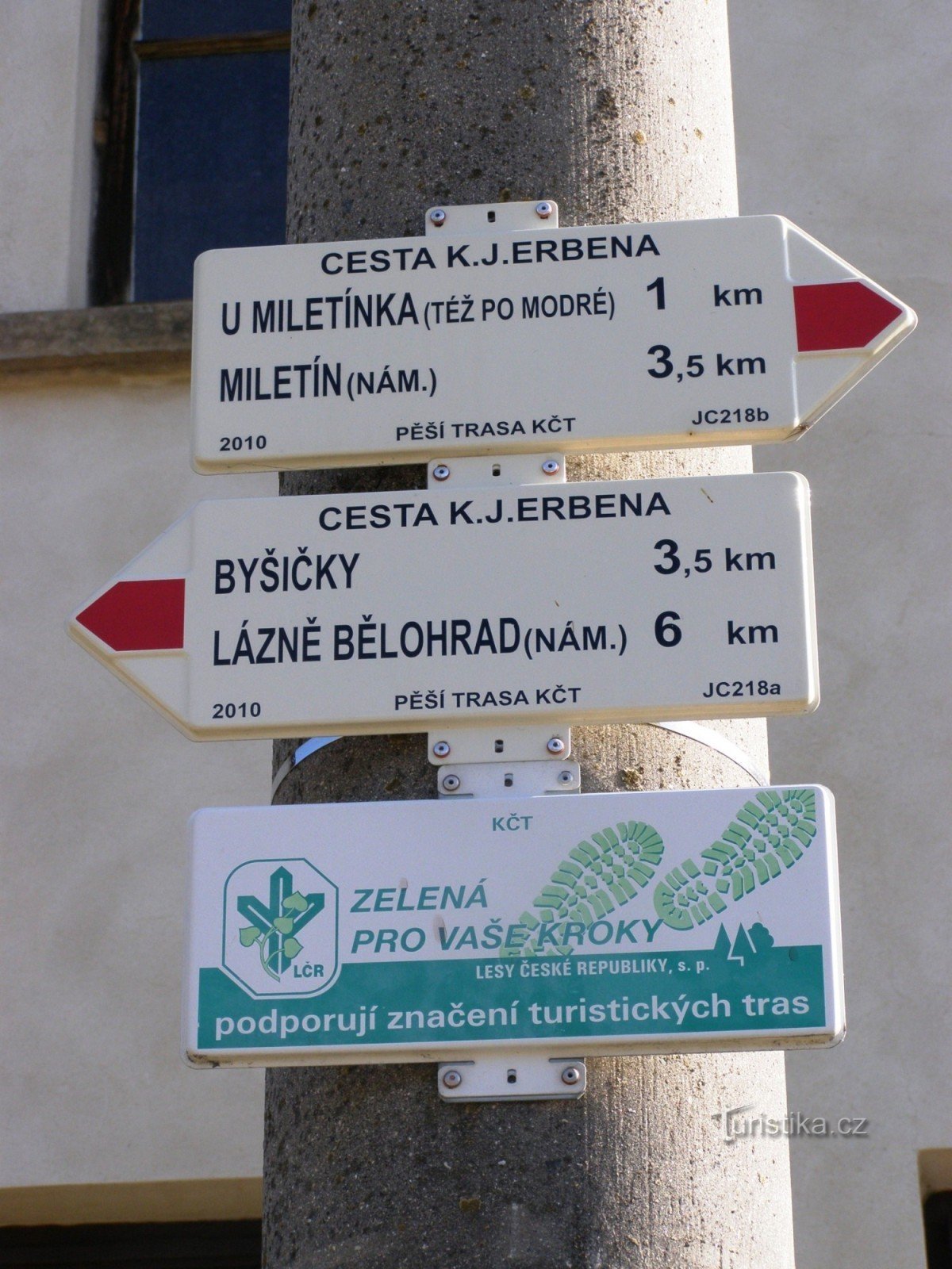 turisztikai kereszteződések Červená Třemešná