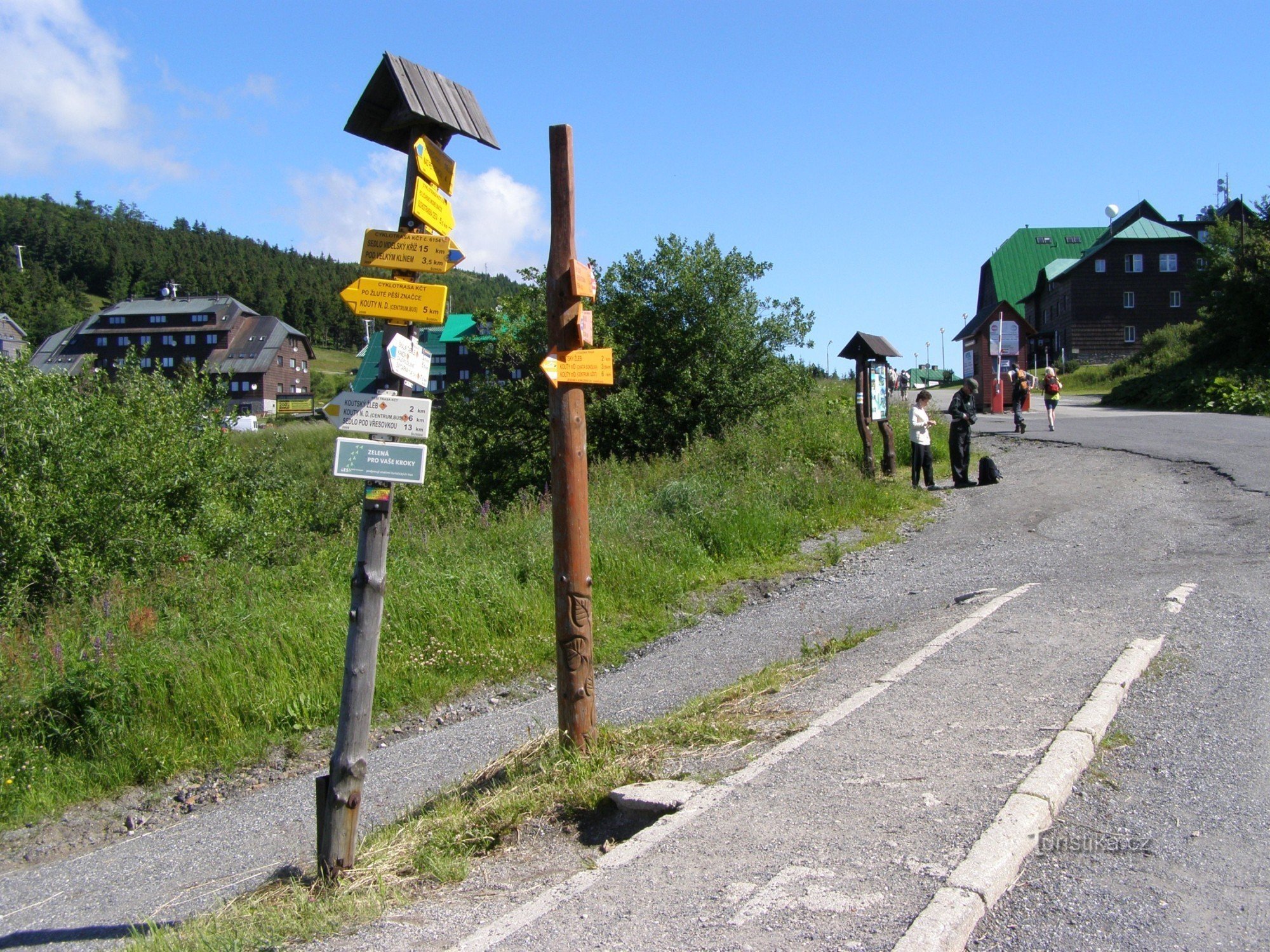 tourist crossroads Červenohorské sedlo - bus, stop
