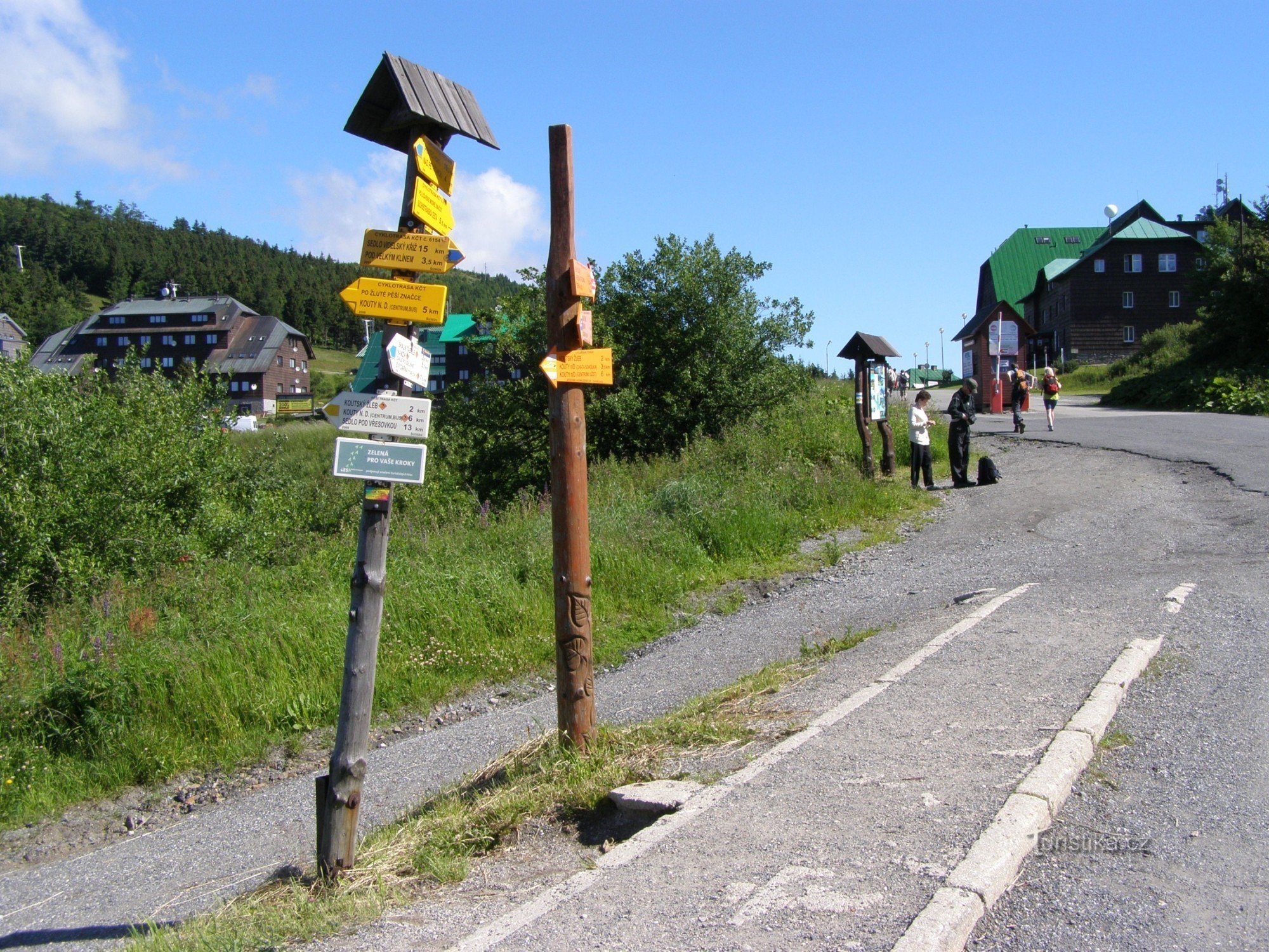 encruzilhada turística Červenohorské sedlo - ônibus, parada