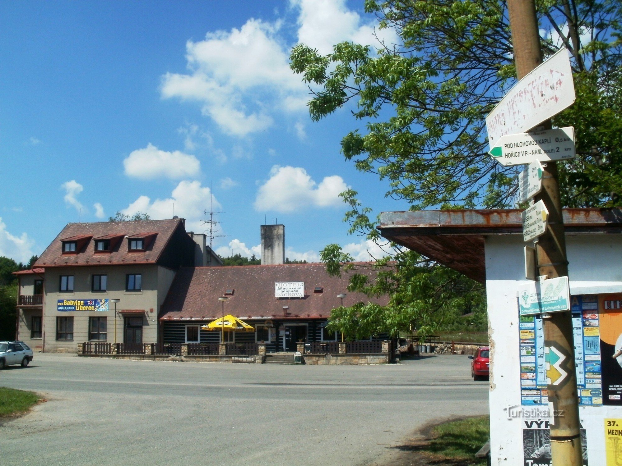 the tourist crossroads of Dachova