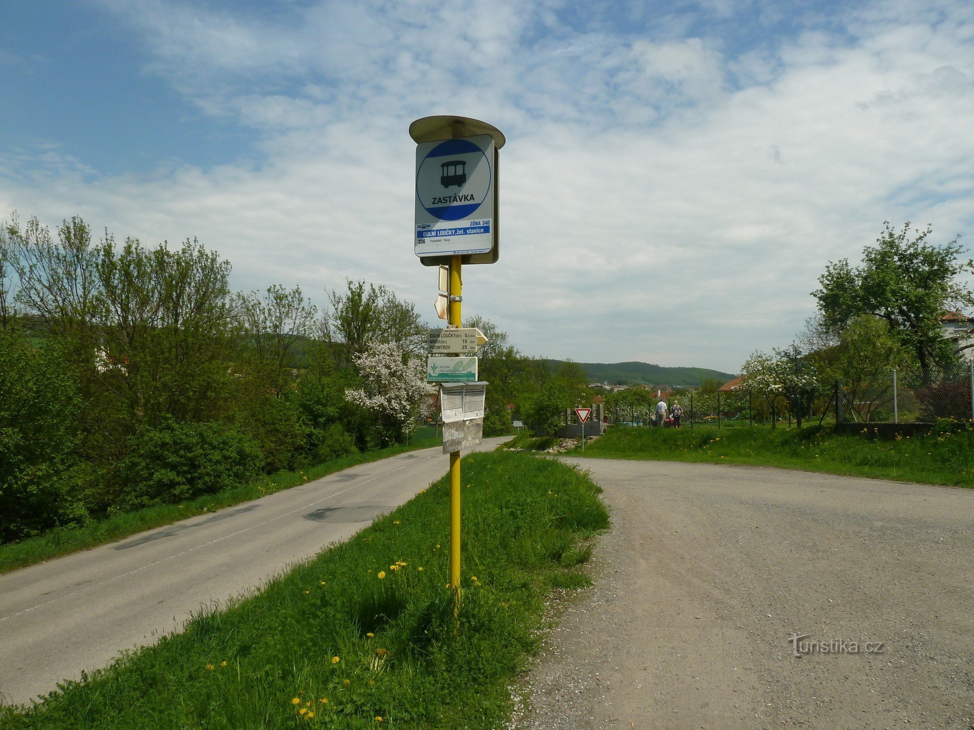 Cruce turístico Dolní Loučky (cruce)