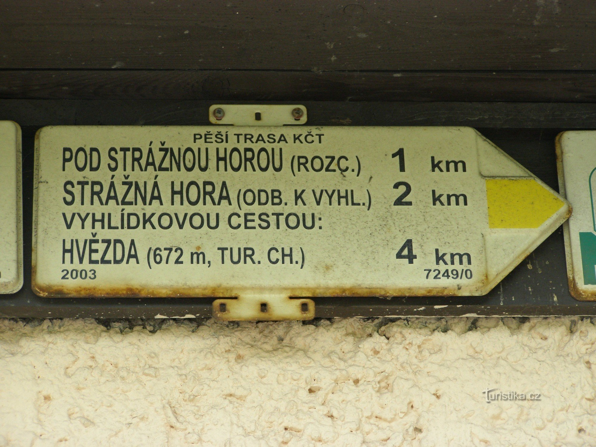 turistické rozcestí Hony - bus