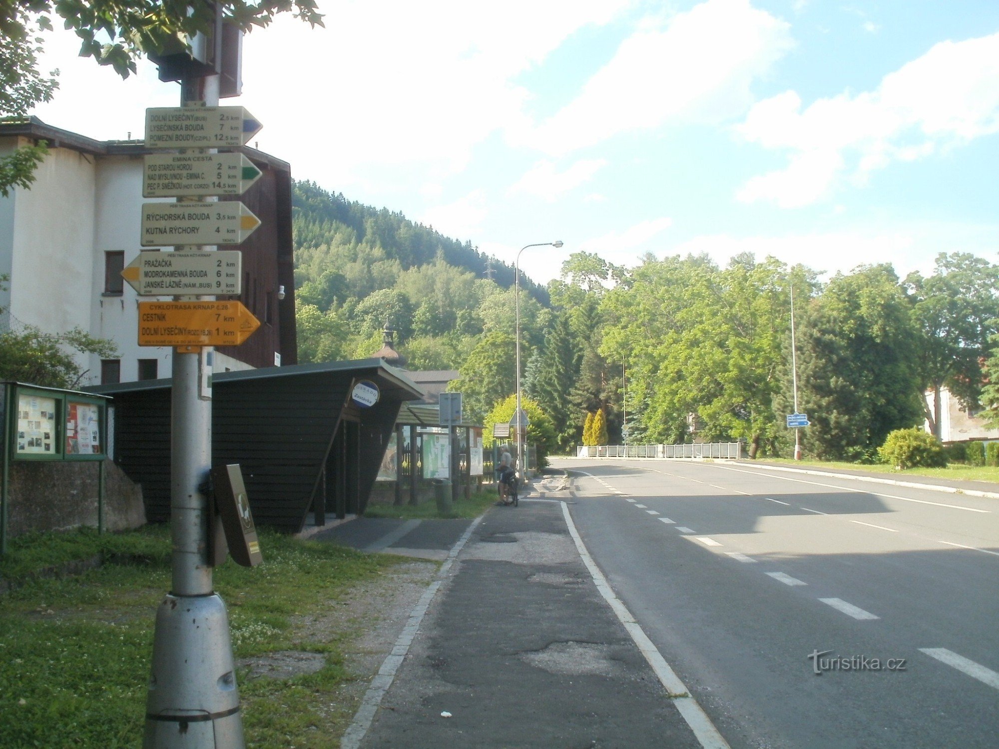 turističko raskrižje Horní Maršov - autobus