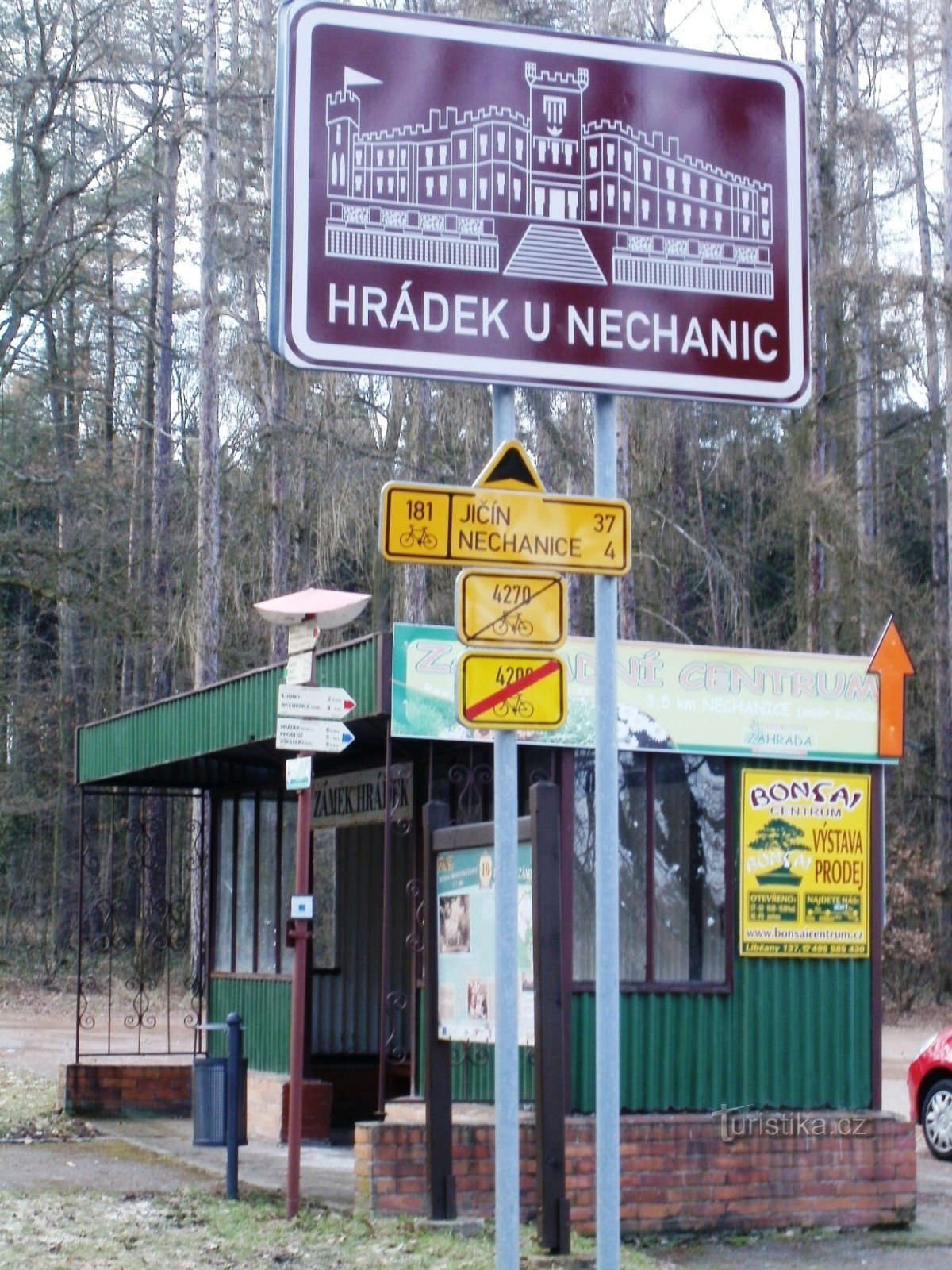 turistkorsning Hrádek u Nechanice