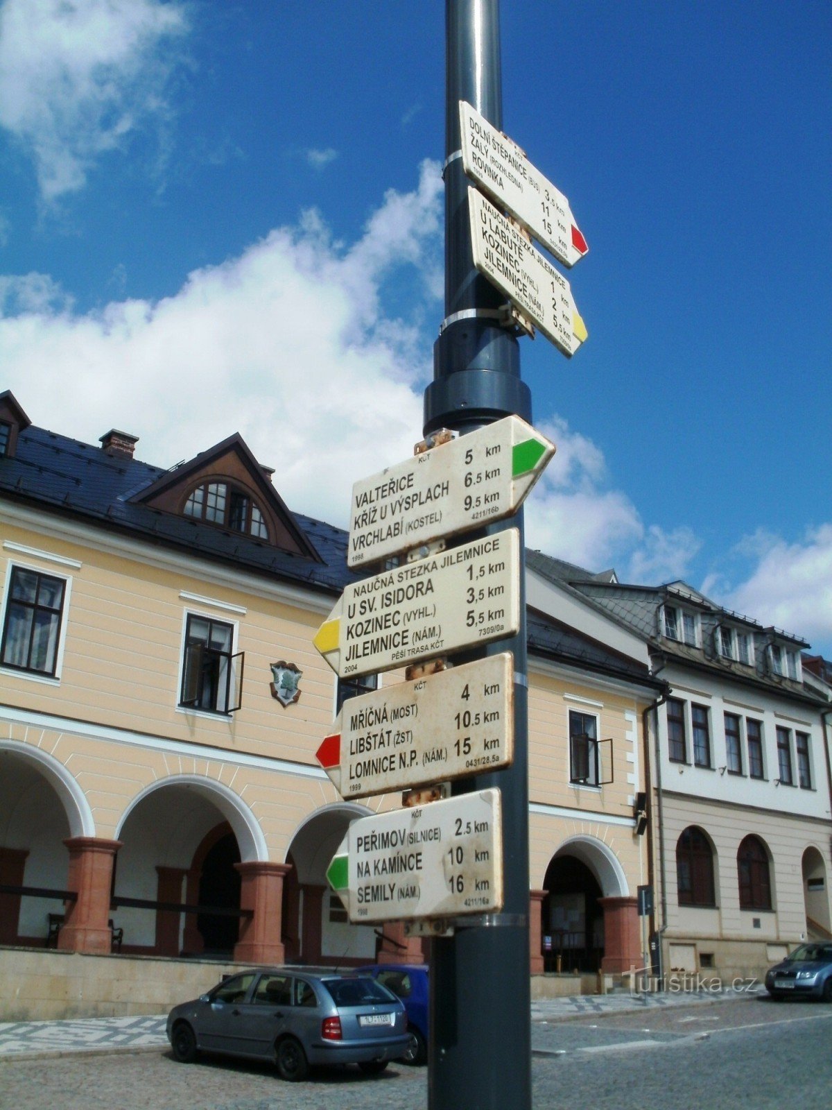 turistické rozcestí Jilemnice - Masarykovo náměstí