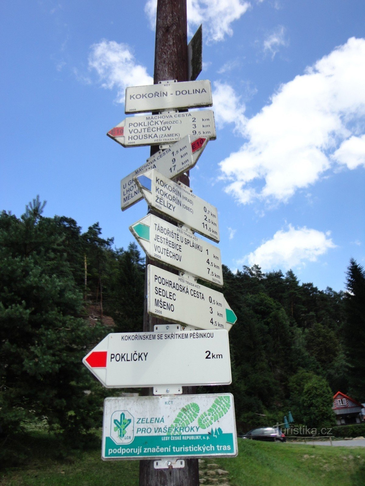 turistično križišče Kokořín - dolina