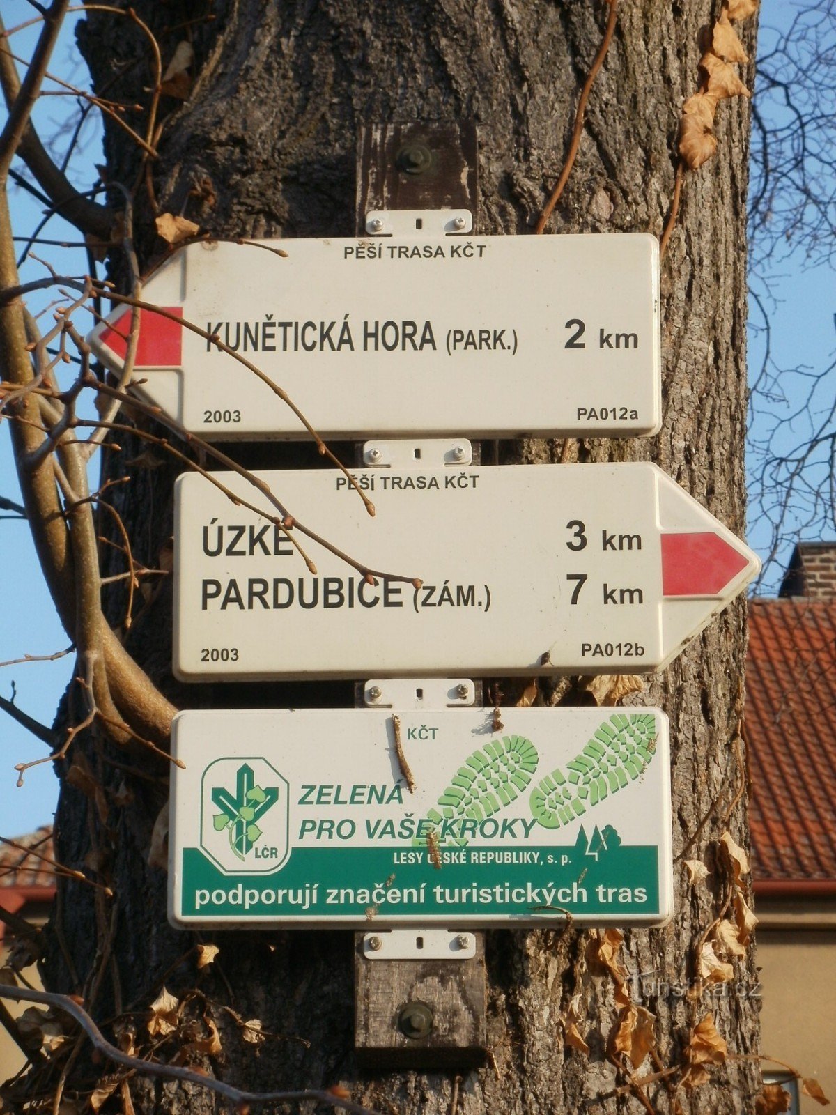 encruzilhada turística Kunětice