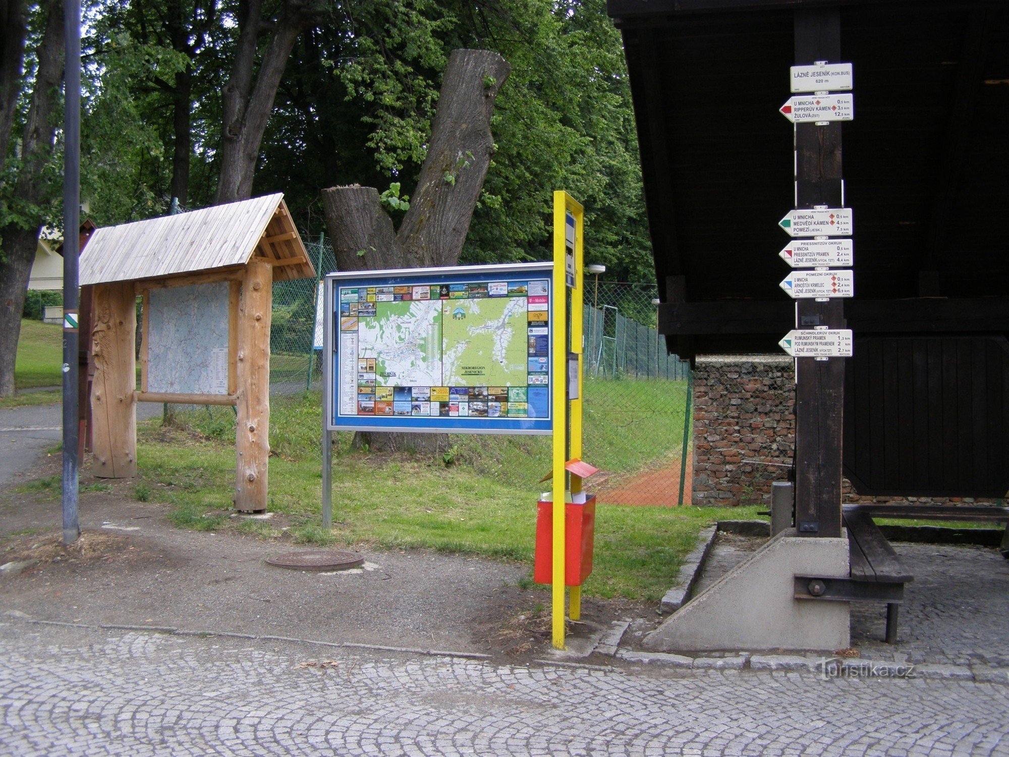 răscruce turistică Lázně Jeseník - autobuz final