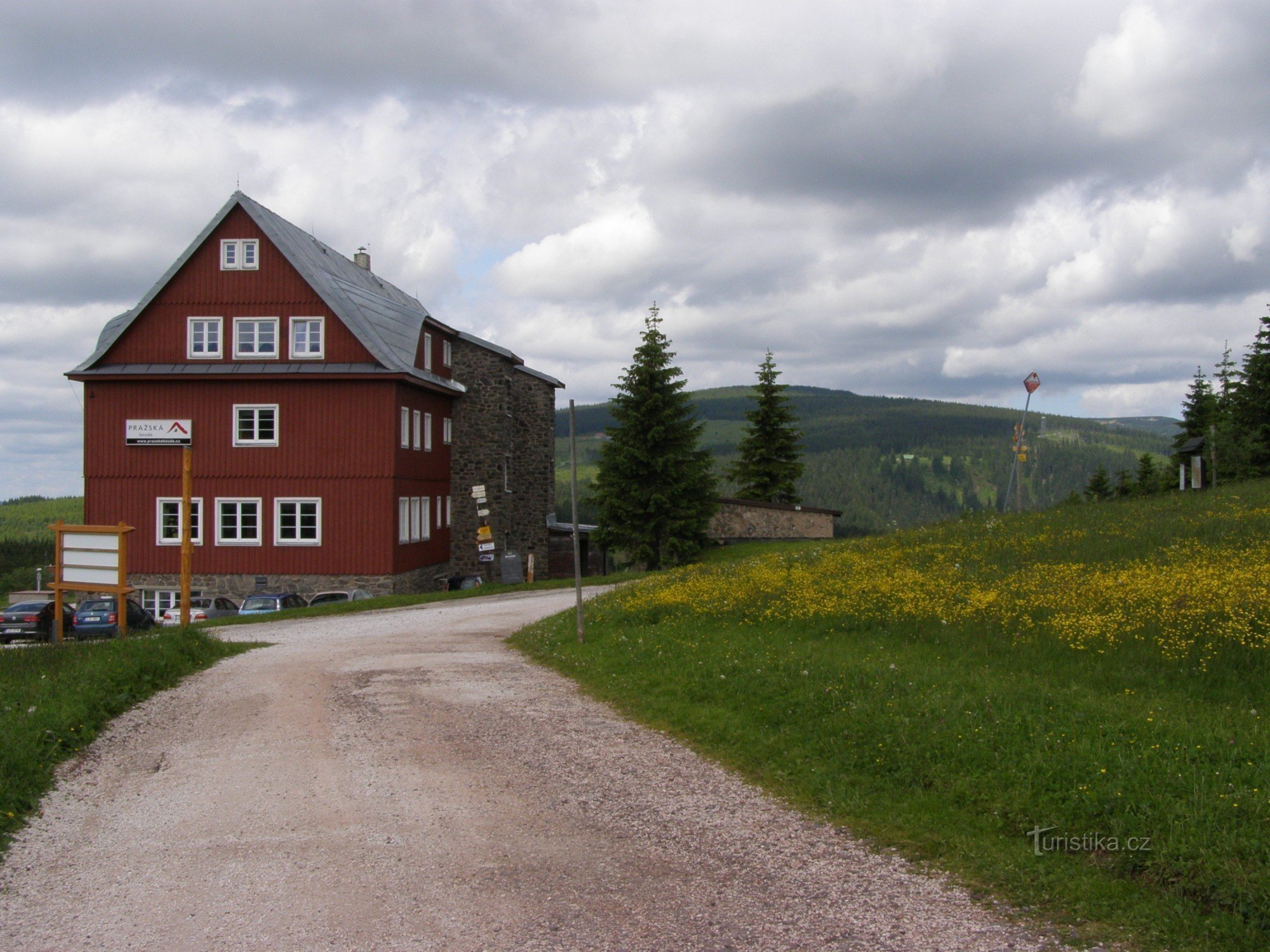 tourist crossroads Lučiny - U Pražská bouda