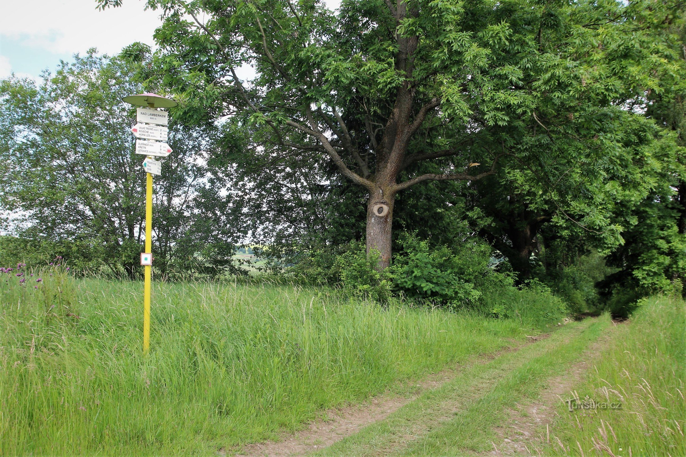 Tourist crossroads Nad Lamberk