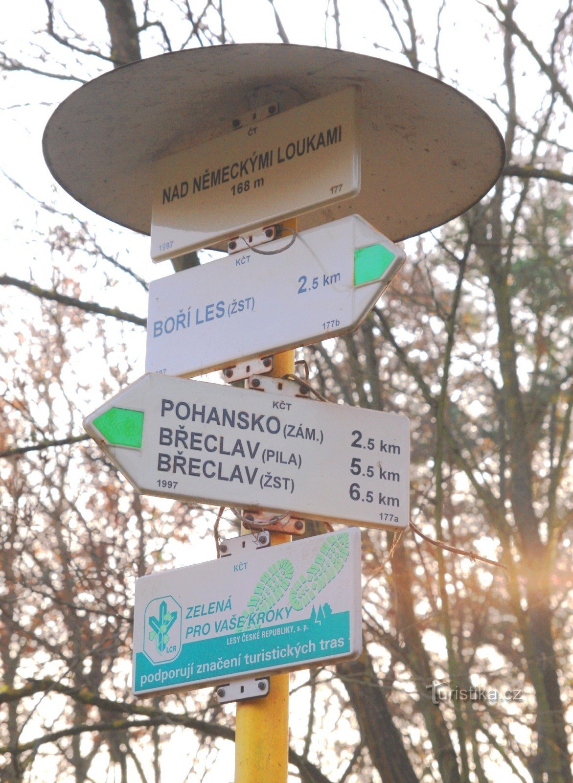 Tourist crossroads Above the German meadows