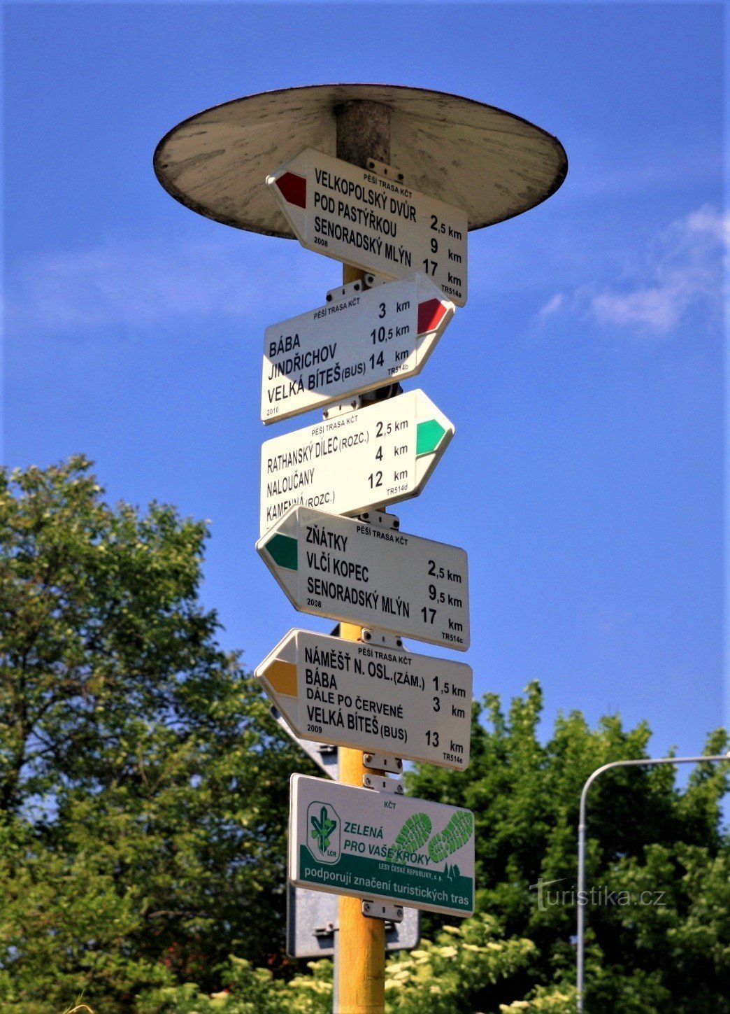 Tourist crossroads Náměšť nad Oslavou, zst.