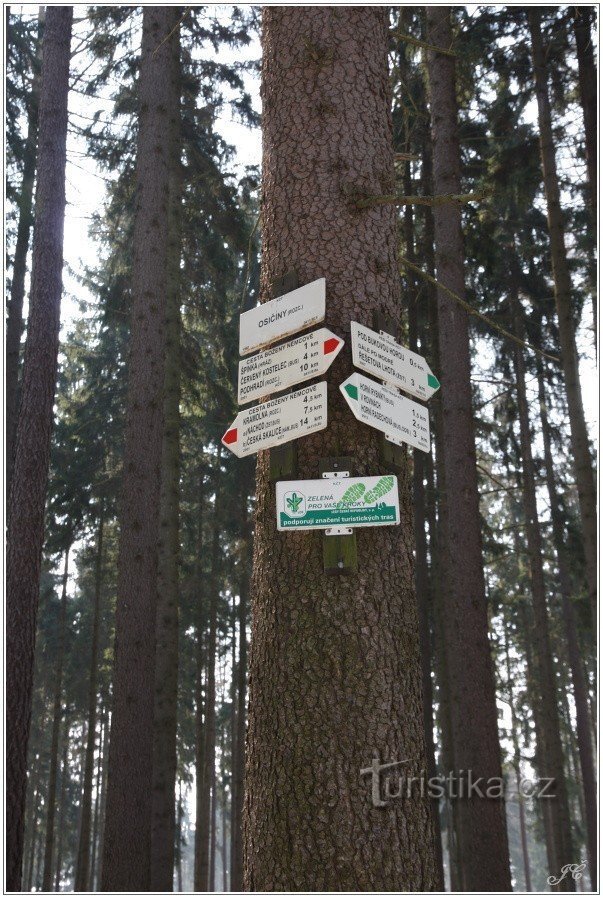 Tourist crossroads of Osičina